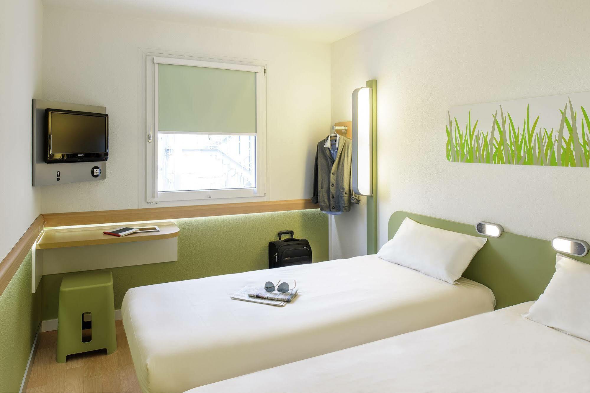 Ibis Budget Fontainebleau Avon Luaran gambar