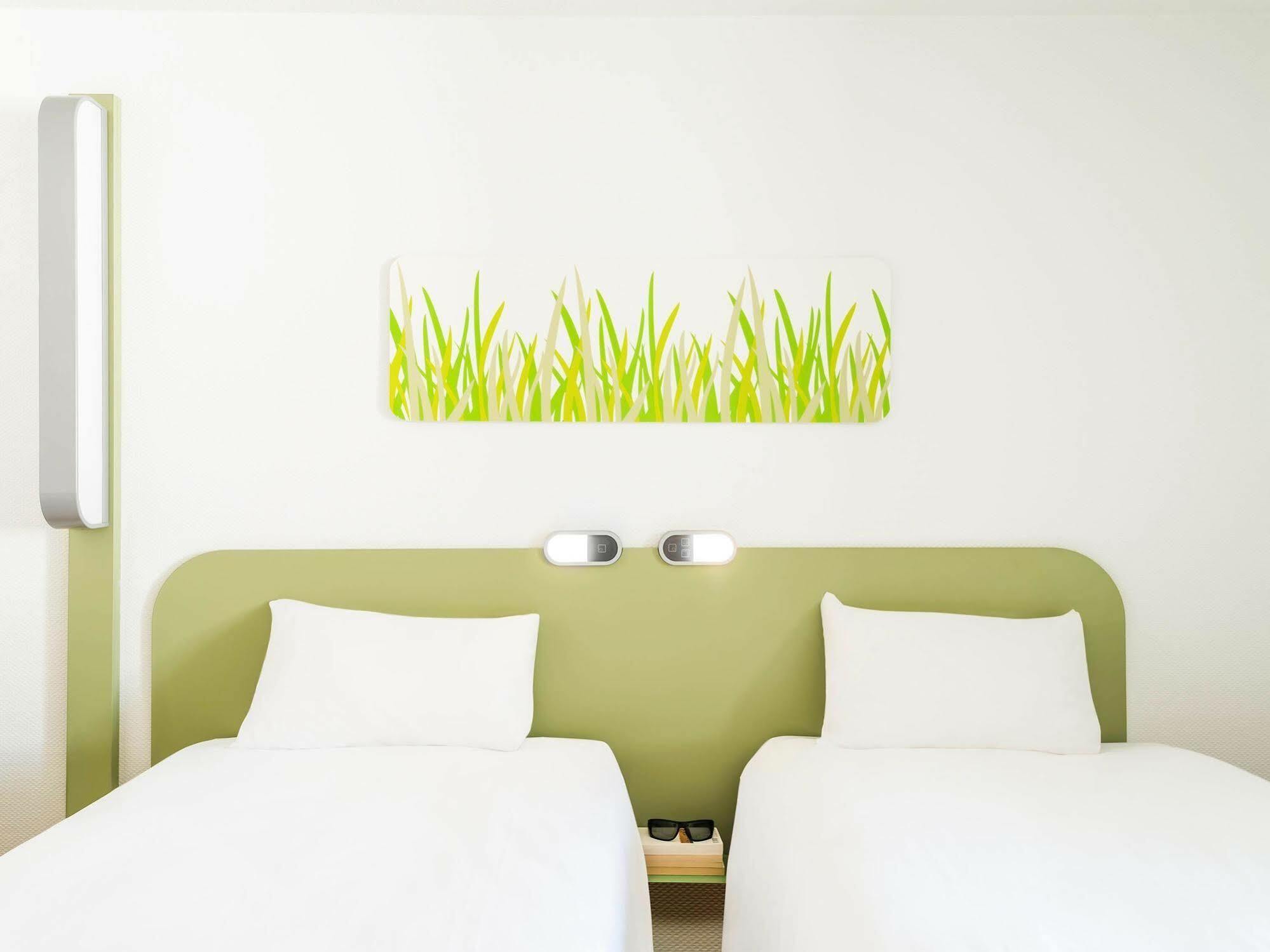 Ibis Budget Fontainebleau Avon Luaran gambar